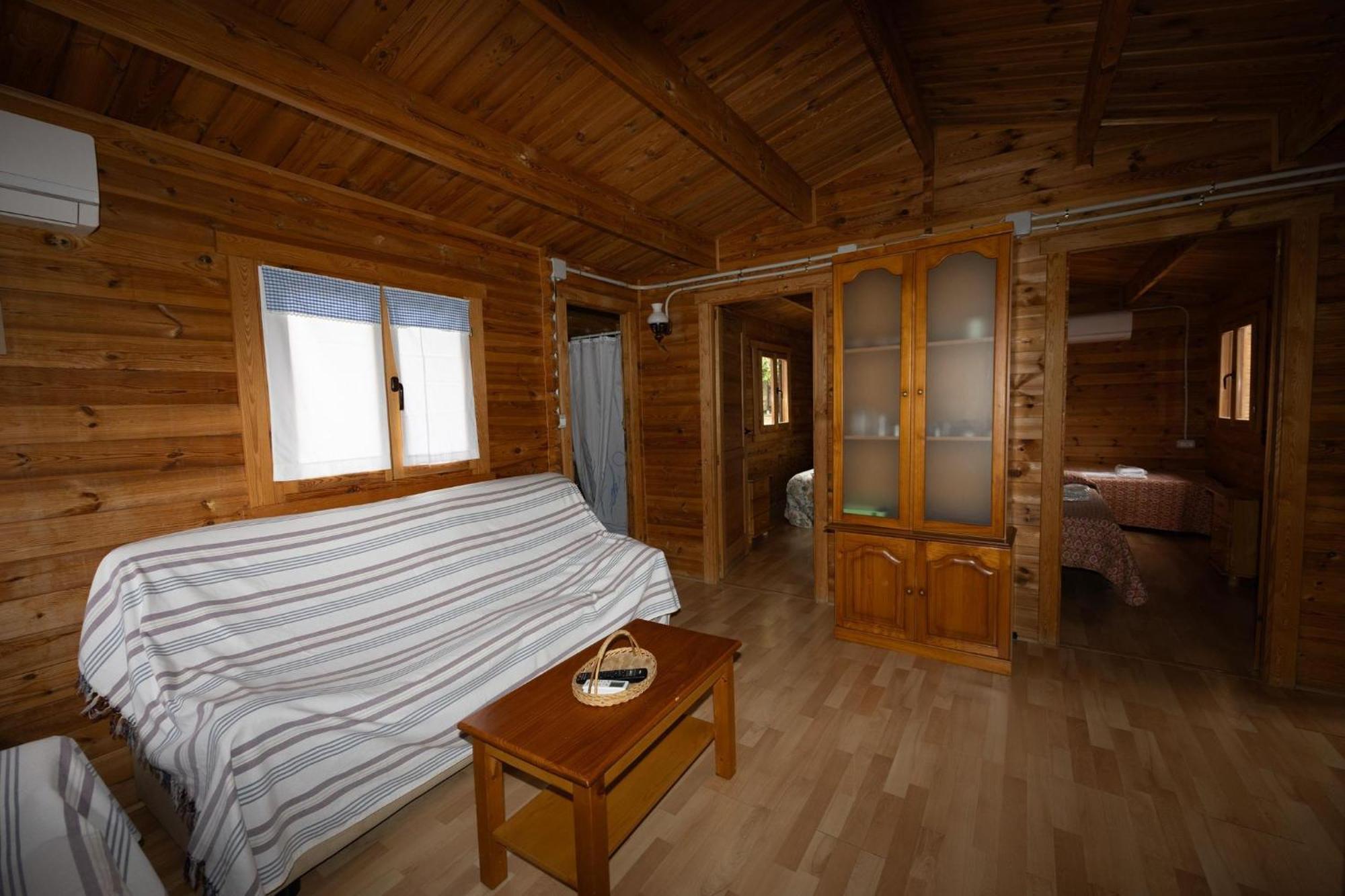 Cabanas Rurales - Las Taneas Yeste Exterior foto